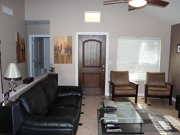 3rd image of 4106 E Woodland Dr