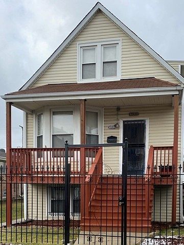 1st image of 10338 S Hoxie Ave