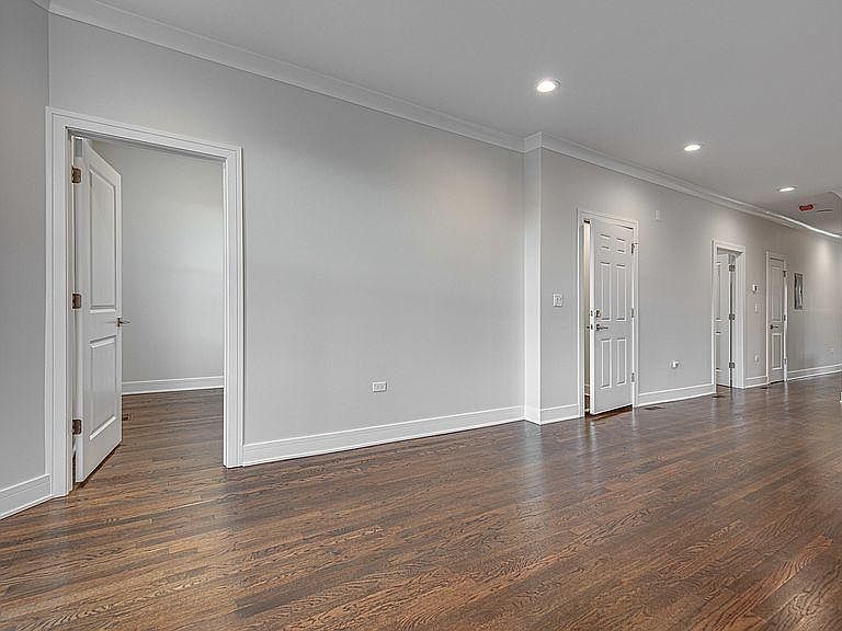 1st image of 719 N Homan Ave Floor 2