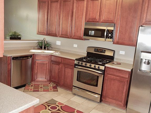 2nd image of 749 S Jade Ln