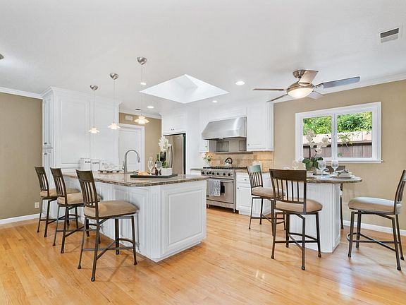 2nd image of 1155 Carmel Way