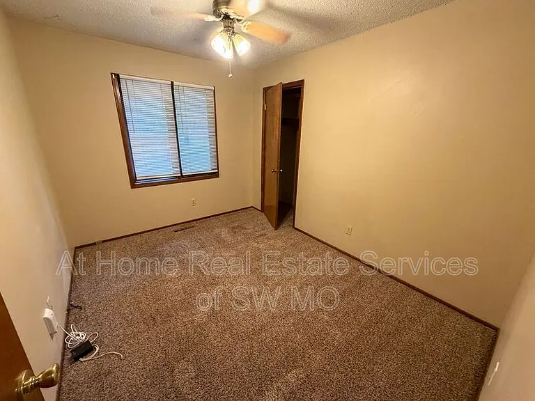 1444 S Gelven Ave — Photo 7