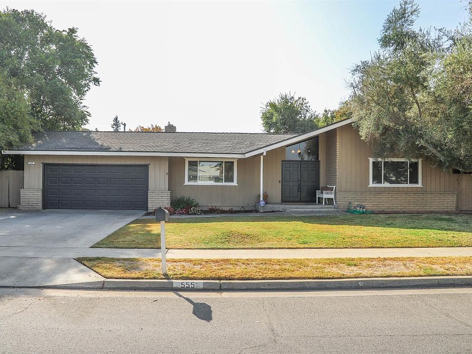 1st image of 555 W Escalon Ave