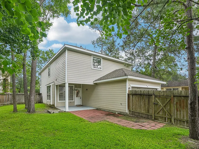 90 Panterra Way — Photo 40