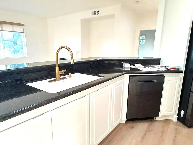 11 Sienna Rdg — Photo 6