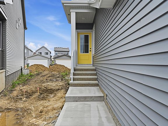 3rd image of 22612 89th Ave NW