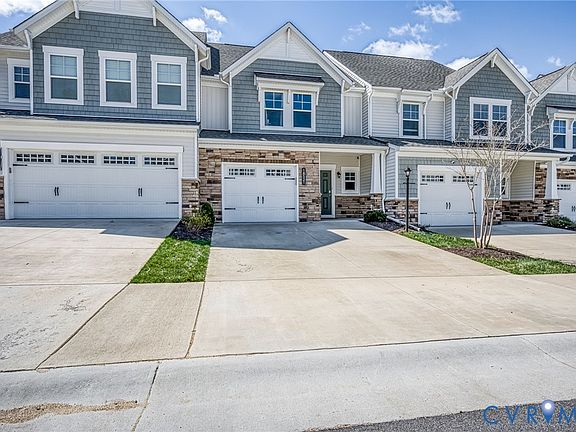 2nd image of 18521 Palisades Rdg