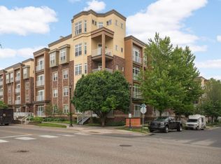 2405 39th Ave NE UNIT 101, Saint Anthony, MN 55421