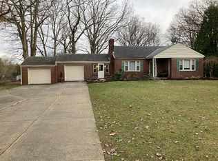 134 Center Grange Rd, Aliquippa, PA 15001