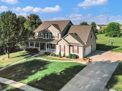 504 S Meadow Song Ct, New Palestine, IN, 46163
