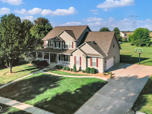 504 S Meadow Song Ct, New Palestine, IN 46163