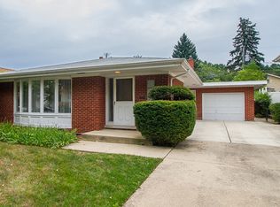 2953 Buckingham Ave, Westchester, IL 60154