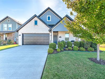 1746 W Broadway Pl, Rogers, AR, 72758