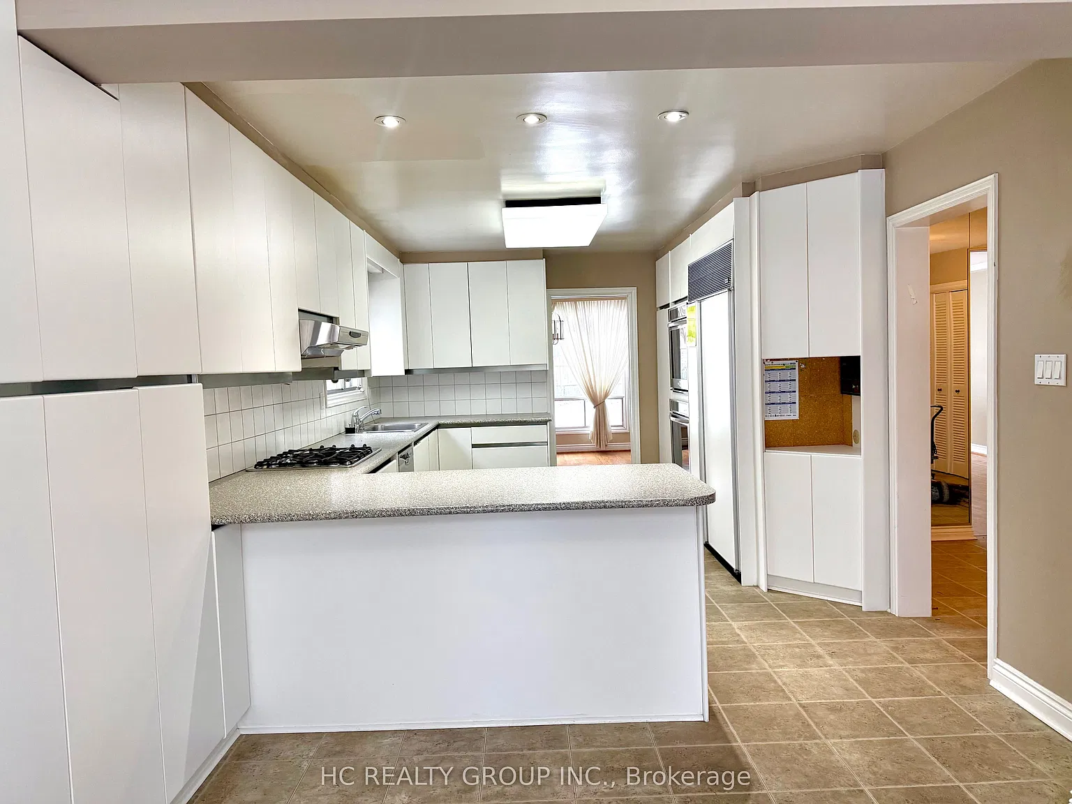 5 bed, $4,300 — Photo 4