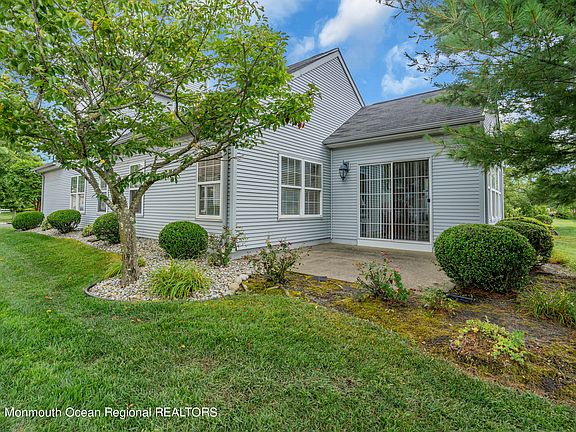 4th image of 42 Verona Drive