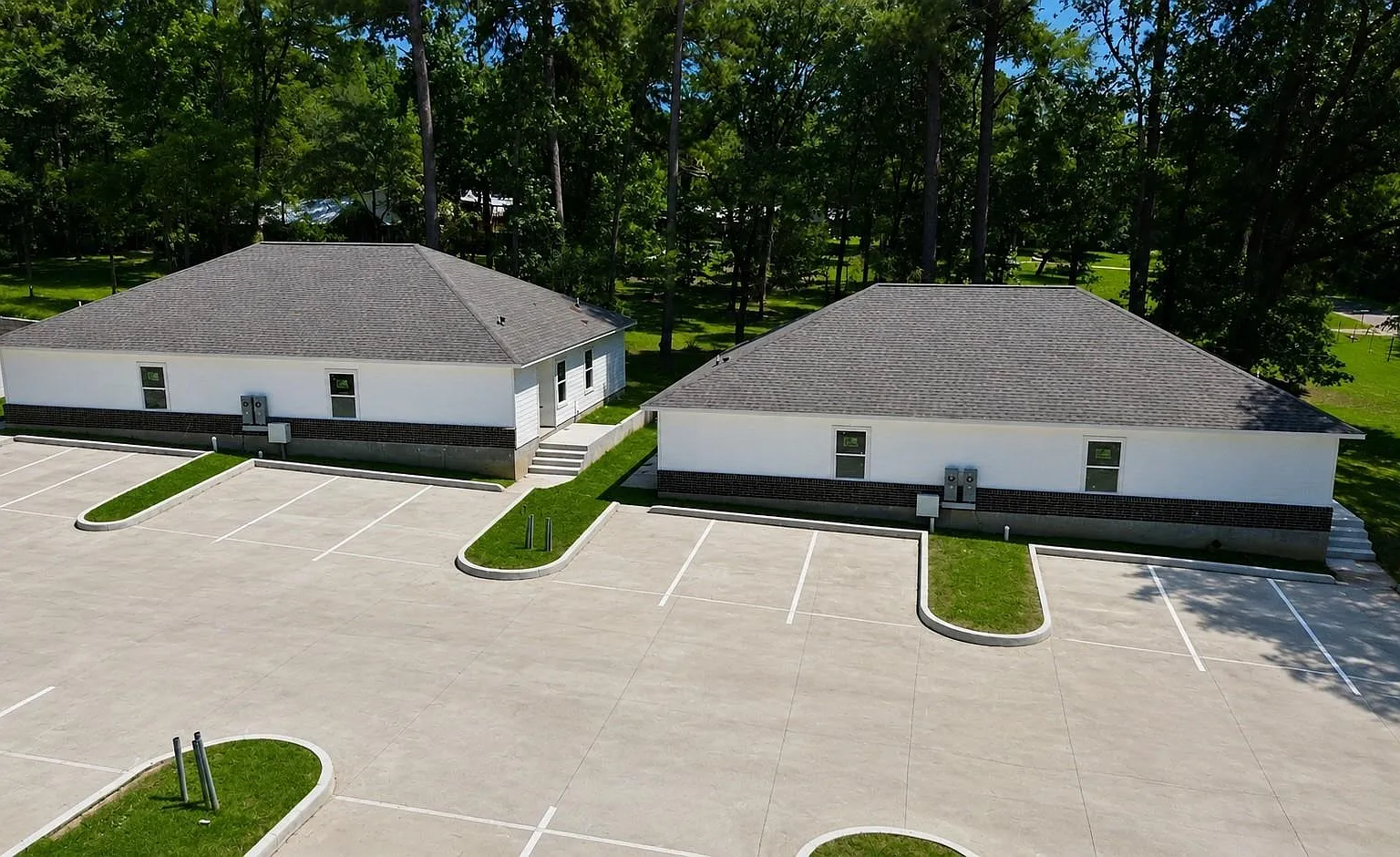 2 bed, 2.0 bath, 1100 sqft, $1,375 — Photo 1