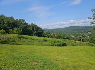 1 Davos Dr BLDG 1 #1, Vernon Twp., NJ 07462