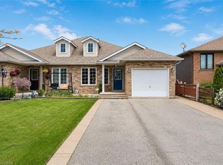 56 Golden Acres Dr, West Lincoln, ON L0R 2A0