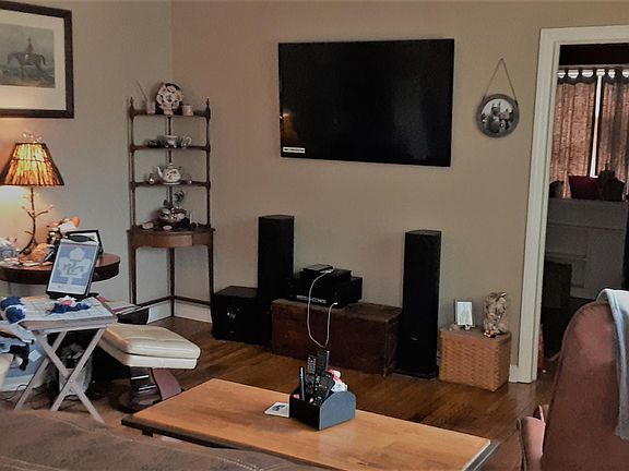 2nd image of 4516 Eden Dr NW