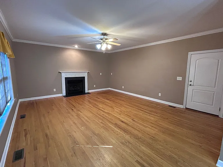 4540 Pebble Lake Dr — Photo 20