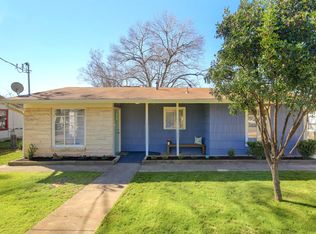1905 W Saint Johns Ave, Austin, TX 78757