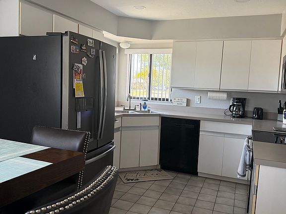 3rd image of 2100 S Brink Ave