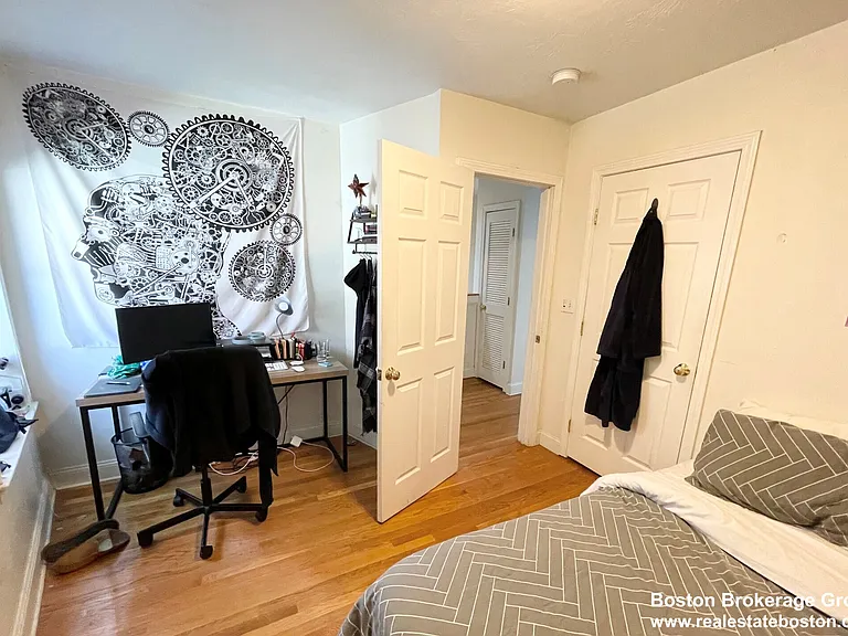147 Marcella St #3 — Photo 5