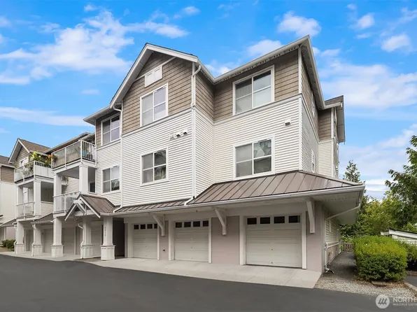 2830 SW Raymond Street #301, Seattle, WA 98126