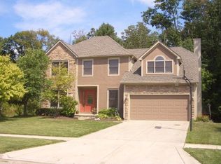 8377 Dunnbury Cir, Powell, OH