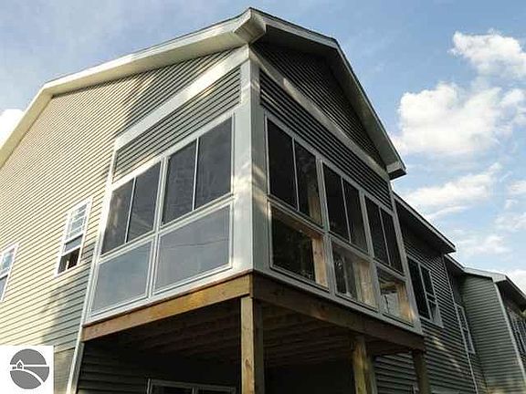 3rd image of 4561 SE Kodiak Dr #60
