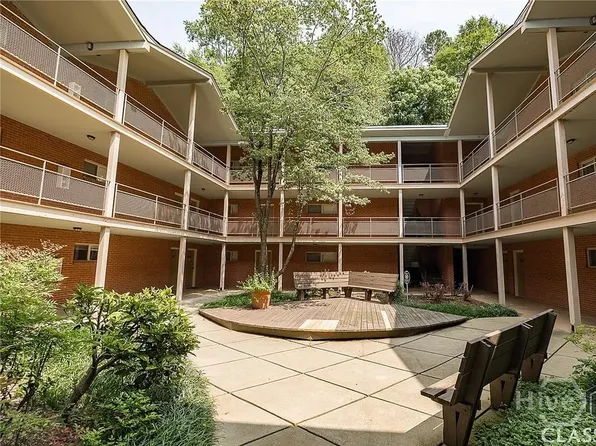 250 Little Street #D107, Athens, GA 30605