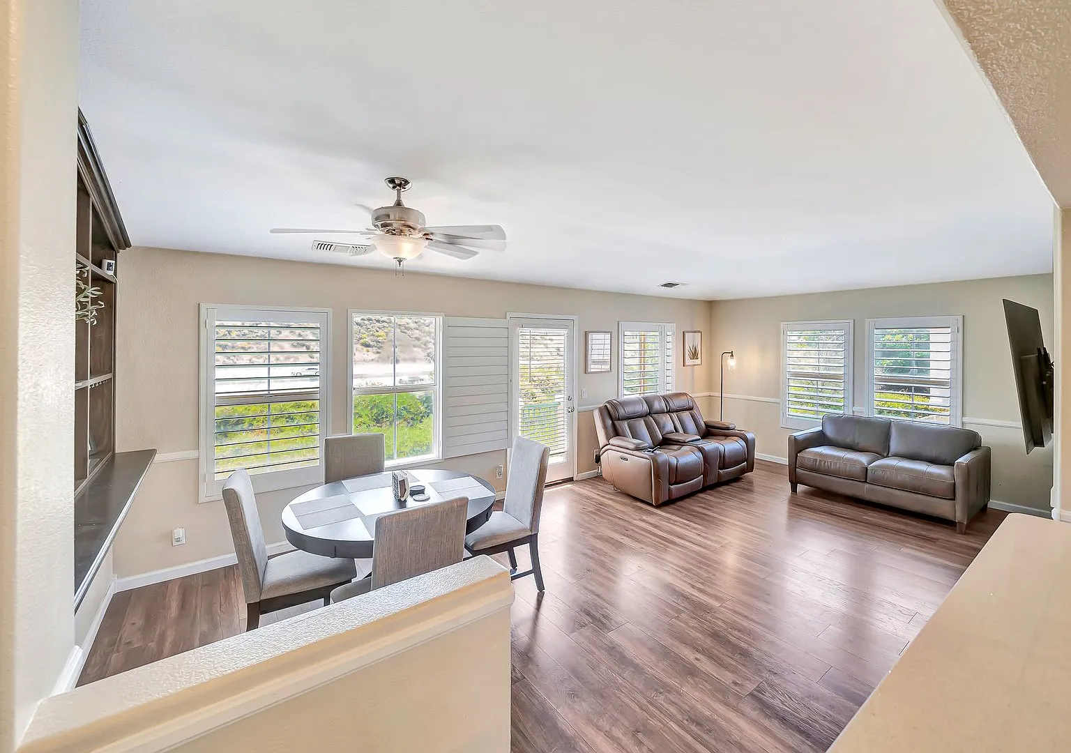 Beautiful 2 Bed | 2 Bath Gem — Photo 3