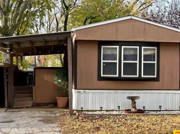 4424 N 127th Plz #25, Omaha, NE 68164
