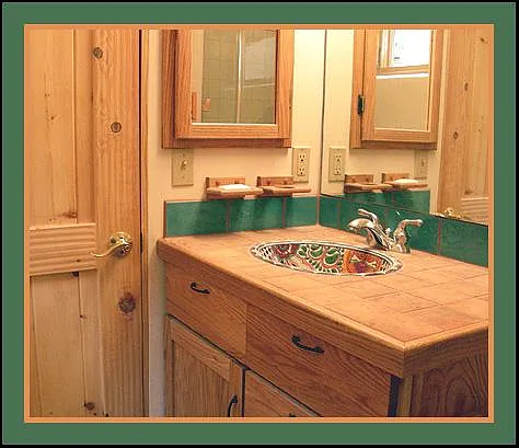 Second bathroom Level 1