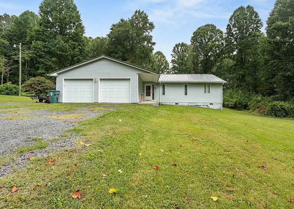 1st image of 455 Hickory Dr