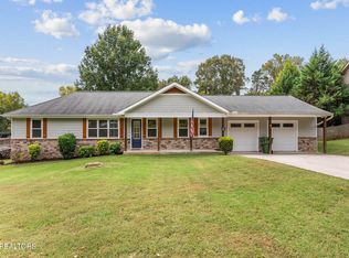 917 Huntington Farms Rd, Maryville, TN 37803