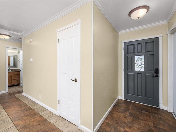 4th image of 265 Ponderosa Drive