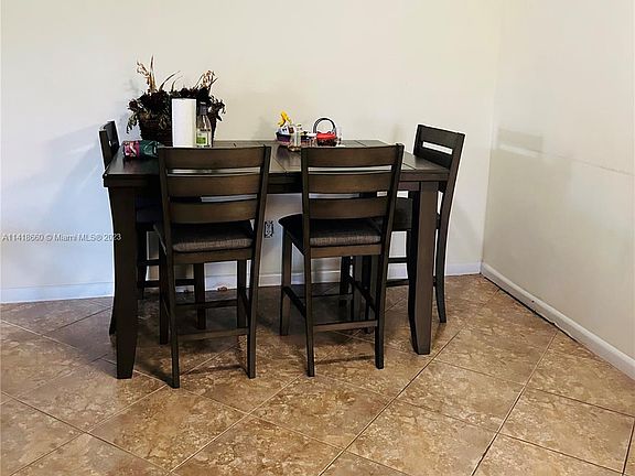 5th image of 4755 Paulie Ct