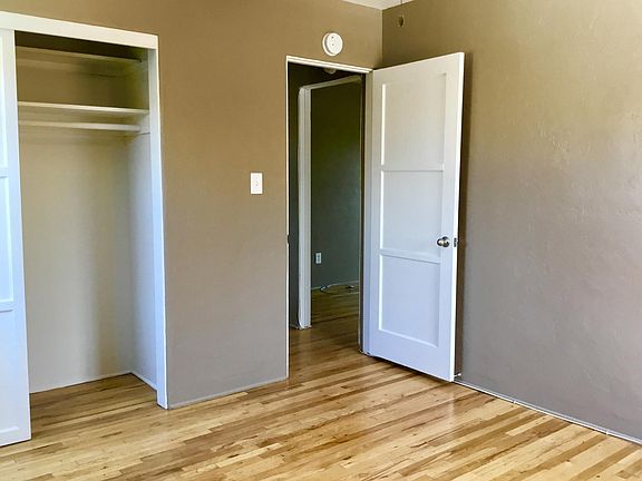 5th image of 4524 Georgia St