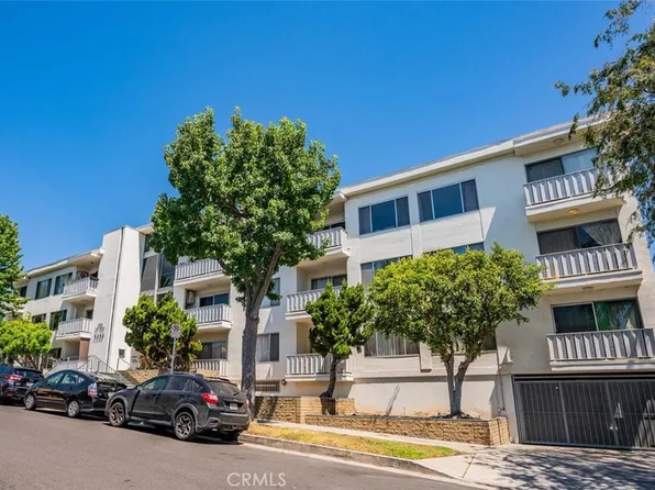 4343 Finley Ave APT 24, Los Angeles, CA 90027
