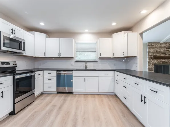 3004 River Bend Rd, Arlington, TX 76014