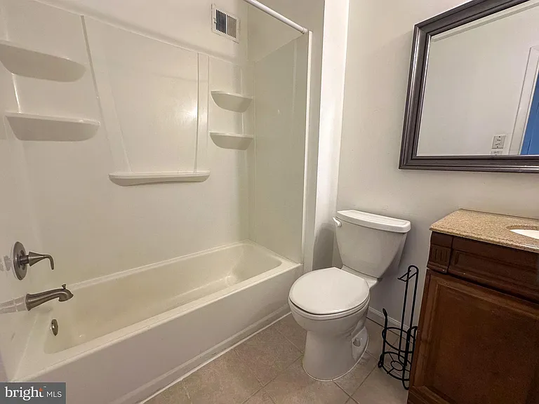 13327 Schwenger Pl — Photo 47