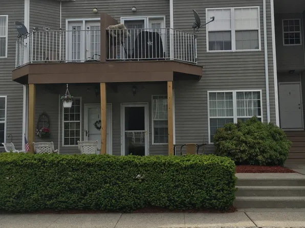 20 S Midland Ave #303, Kearny, NJ 07032