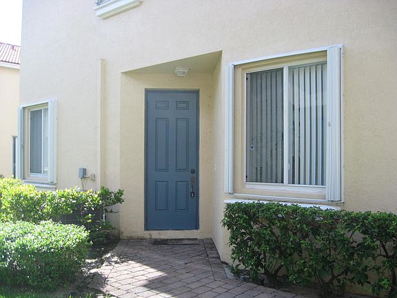 3rd image of 2773 S Evergreen Cir #2773