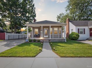 1151 Progress Ave, Lincoln Park, MI 48146
