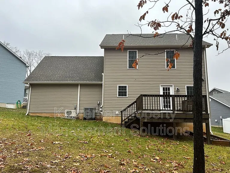107 Oakstone Run — Photo 46