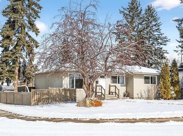 79 S Hillary Cres SW, Calgary, AB T2V 3J3