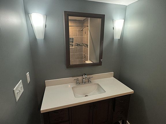 3rd image of 3434 N Capitol Ave #2