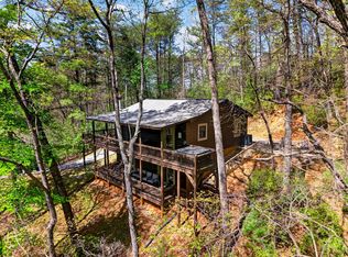 564 Weaver Creek Ln, Blue Ridge, GA 30513