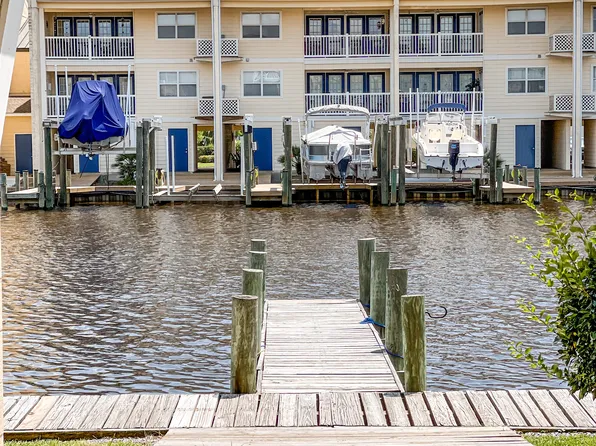 2421 Beachview Dr, Ocean Springs, MS